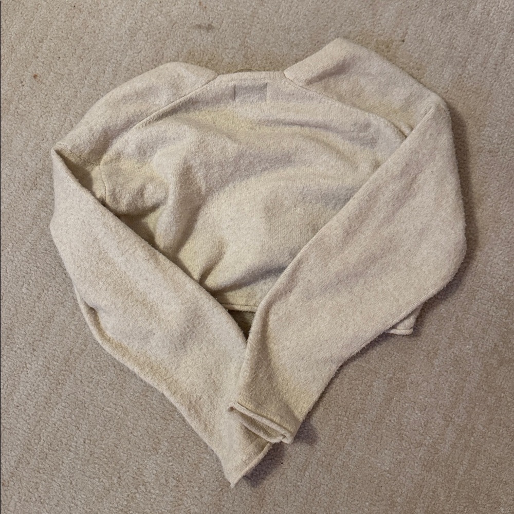 BDG Cream V-Neck Sweater - Picture 3 of 3